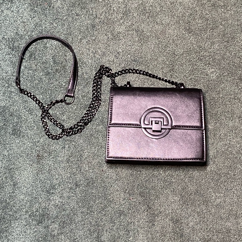 Black Chain Strap Minimalist Purse
